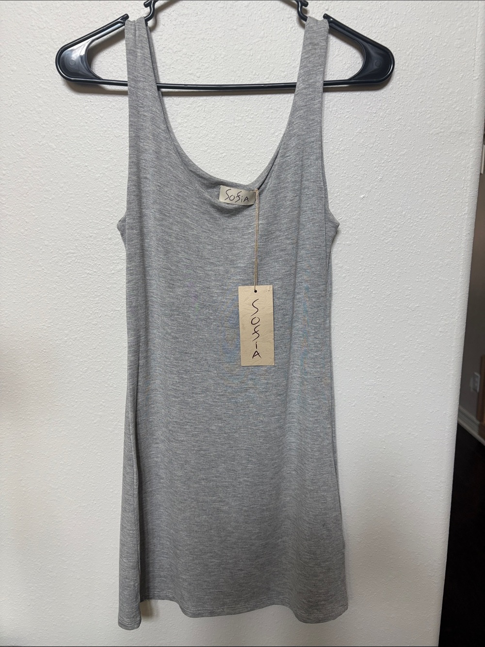Simple Scoop Neck gray tank Women's Dress size small by Sofia